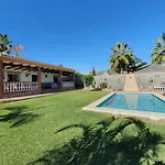 El Cano Villa *