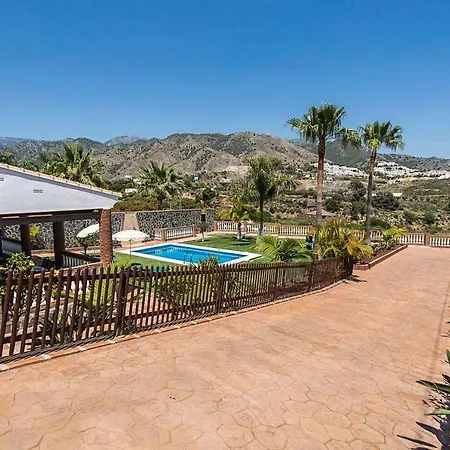 El Cano Villa *